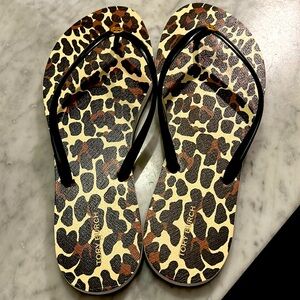 NWT Tory Burch Women’s Black Leopard Print Thin Flip Flop Sandal size 11